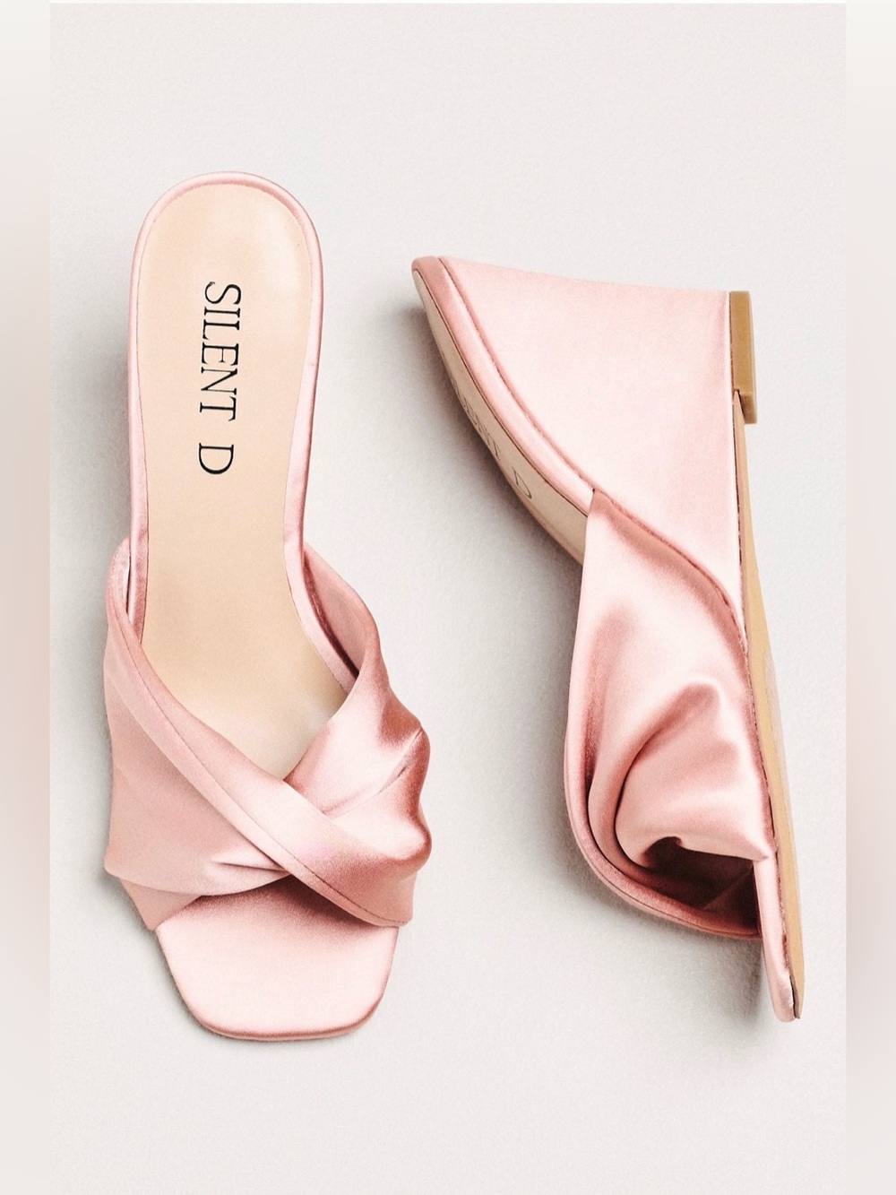 Silent D Katia Wedges Satin